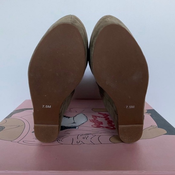 Jeffrey Campbell taupe damsels - Picture 4 of 6